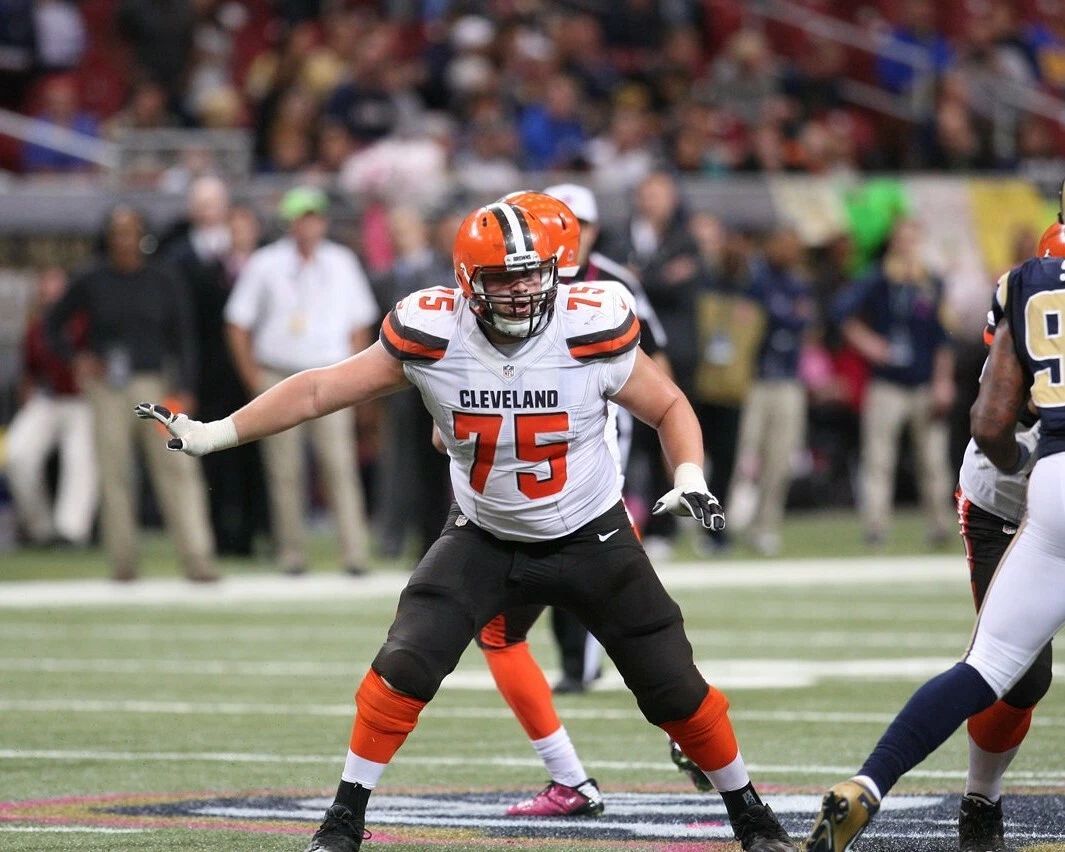 Joel Bitonio Photo Cleveland Browns Picture Nfl Football Game Action