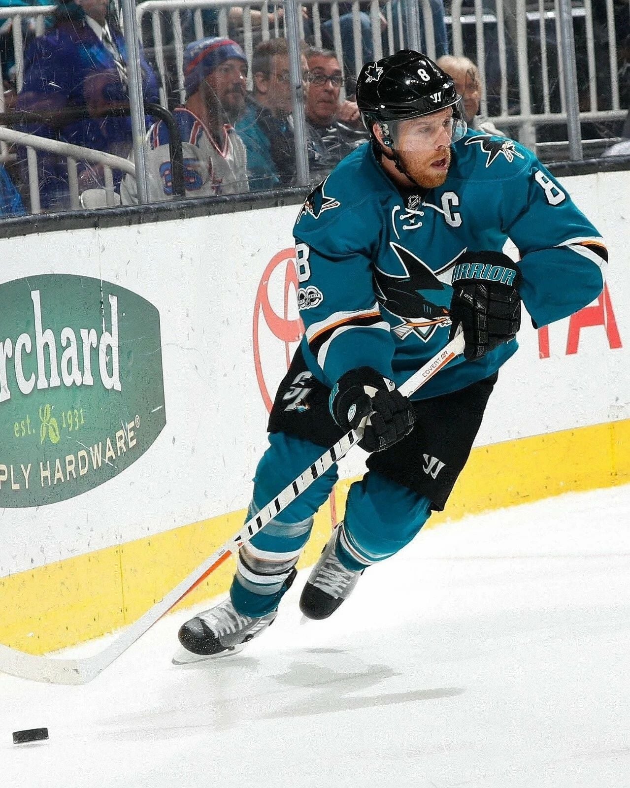 Joe Pavelski Keychain Hockey San Jose Sharks Picture Nhl Game Action