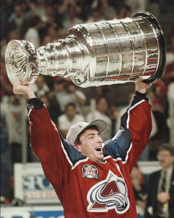 Joe Sakic Magnet Hockey Colorado Avalanche Picture Nhl With Cup