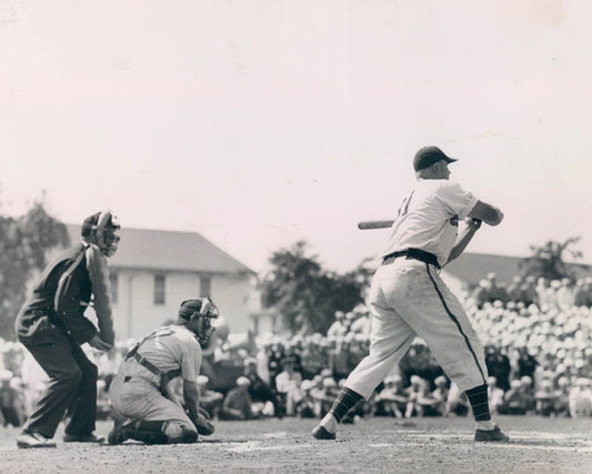 Johnny Mize Photo New York Yankees Ny Baseball Picture Mlb At Bat