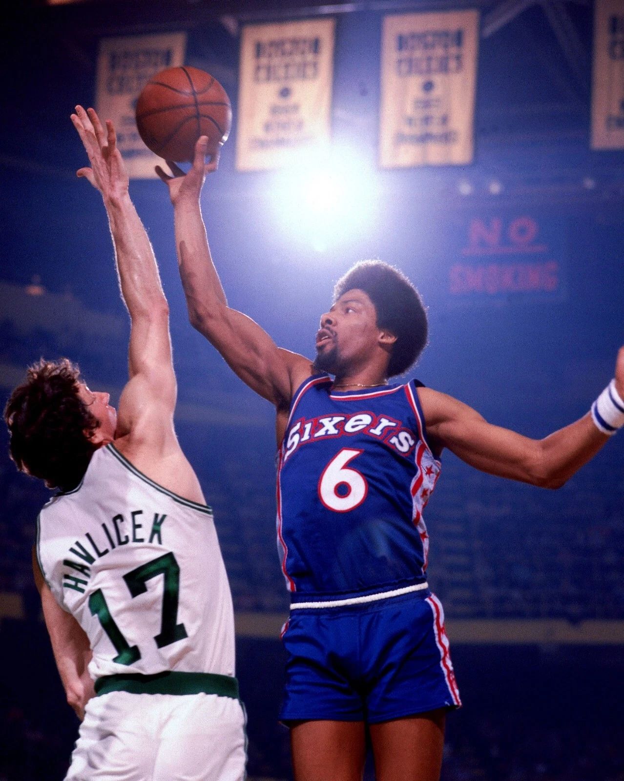 John Havlicek Julius Erving Dr J Photo Philadelphia 76Ers Celtics Basketbal
