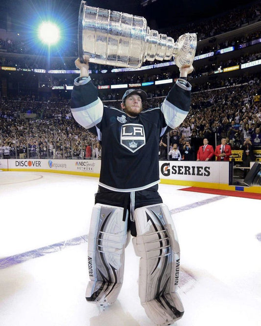 Jonathan Quick Magnet Los Angeles Kings La Nhl Picture With Cup