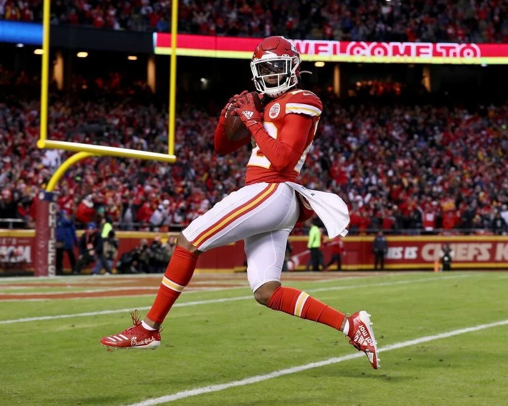 Juan Thornhill Photo Kansas City Chiefs Kc Picture Nfl Football Game Action