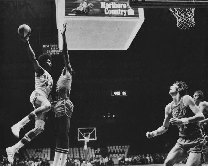 Julius 'Dr J' Erving Glossy Photo New York Nets Vs Spirits Of St. Louis