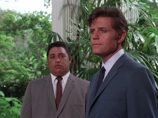 Jack Lord & Zulu In Tv Show Hawaii Five O Picture Magnet Print 6X8