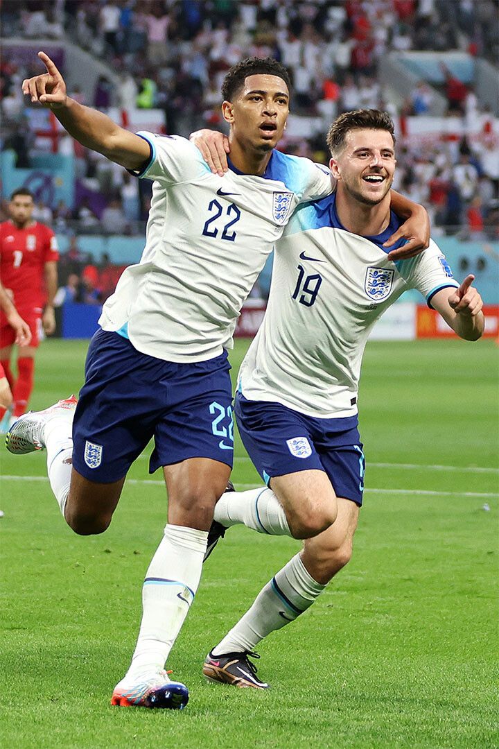 Jude Bellingham And Mason Mount England World Cup Keychain