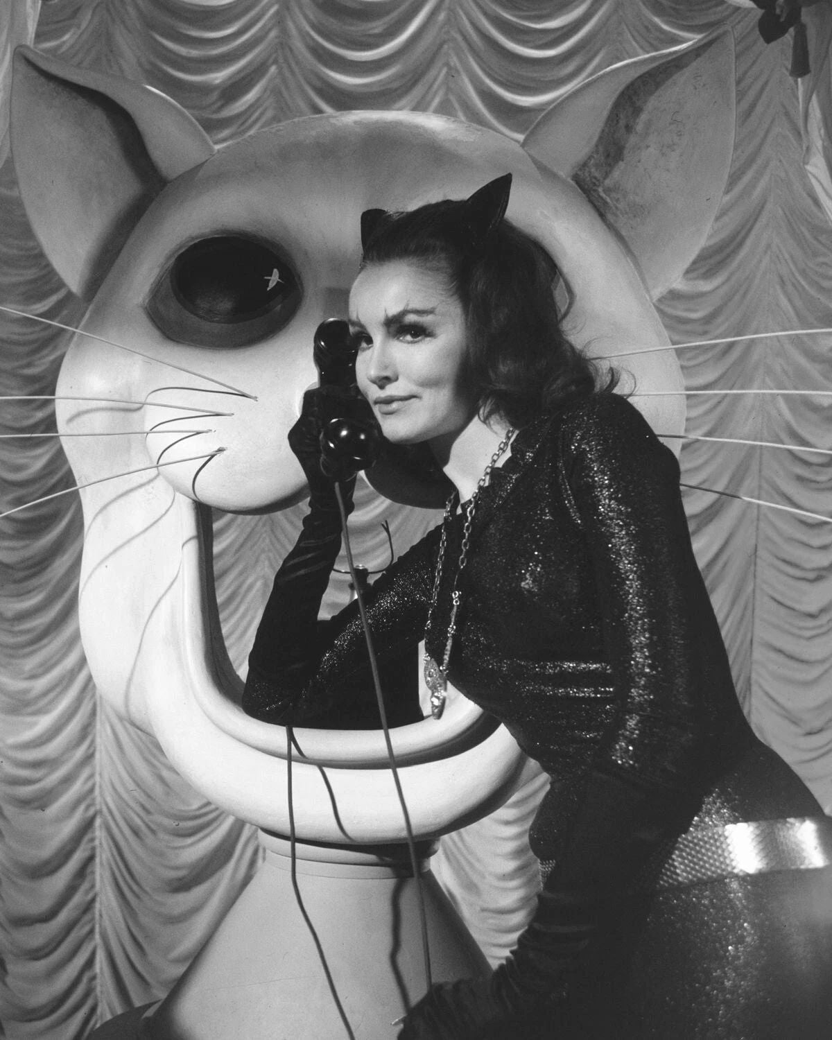 Julie Newmar As Catwoman In Batman Series Keychain Picture Keychain Print
