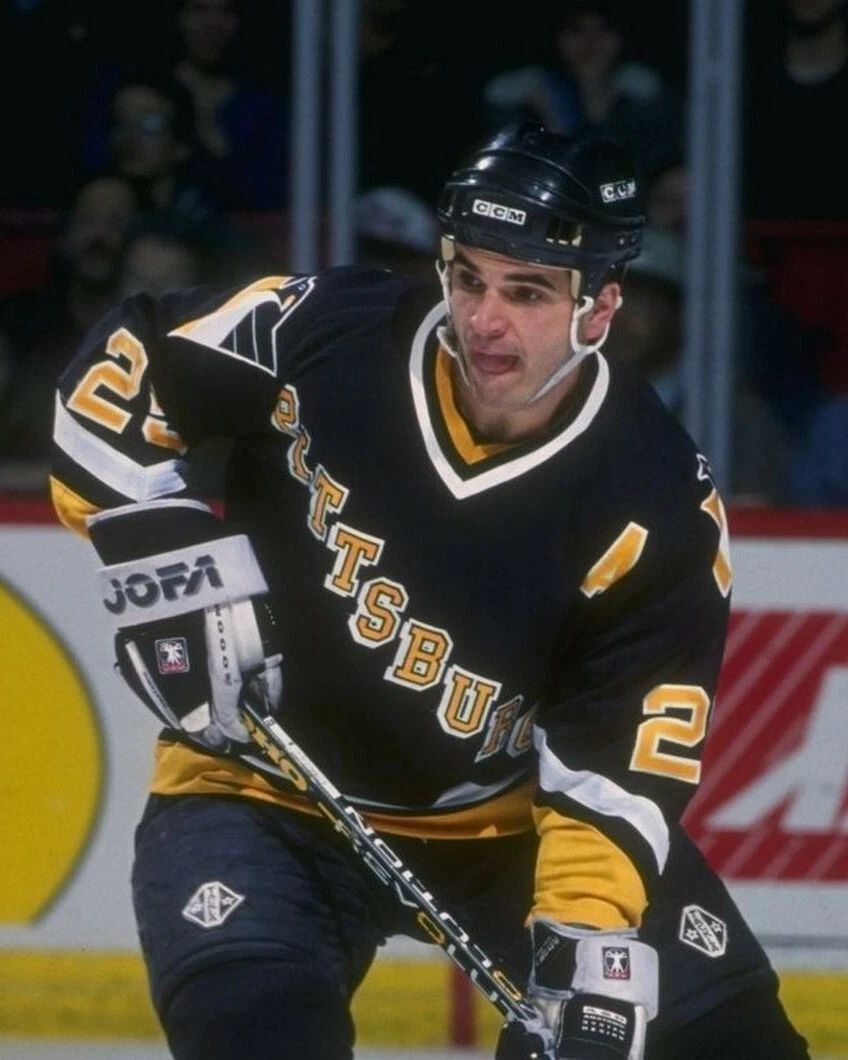 Kevin Stevens Photo Pittsburgh Penguins Picture Nhl Close Up