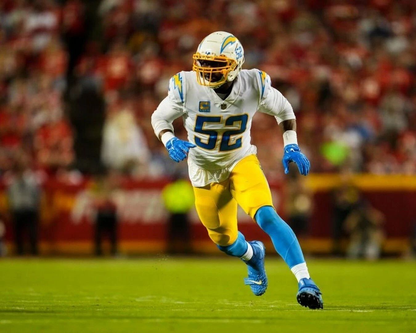 Khalil Mack Los Angeles Chargers La Nfl Football Action 300 PCS Jigsaw Puzzle