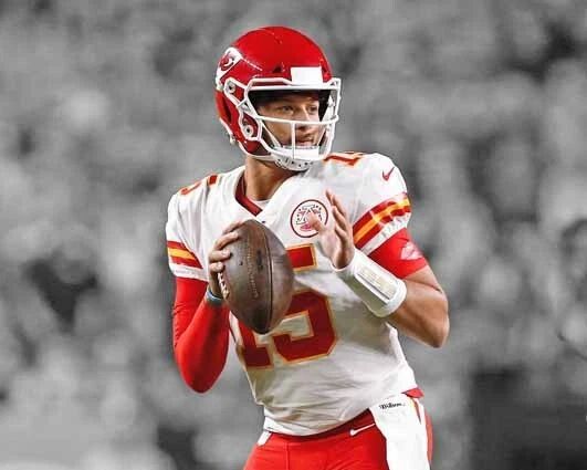 Kansas City Chiefs Patrick Mahomes Glossy Photo Spotlight Print Poster 2