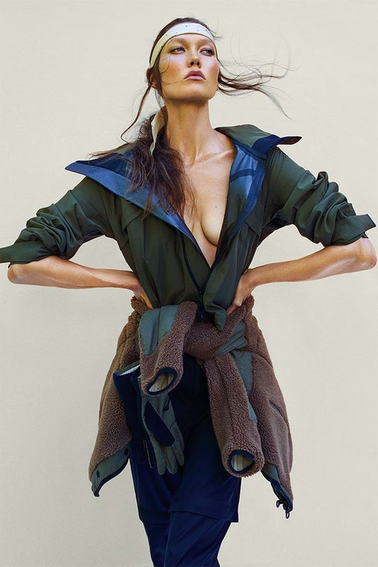 Karlie Kloss Celebrity American Fashion Model Entrepreneur Poster