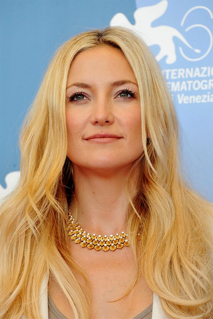 Kate Hudson Business Woman Movie Actress Magnet