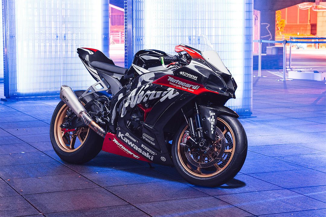 Kawasaki Ninja Zx 10R Sports Motorcycle Speed Keychain