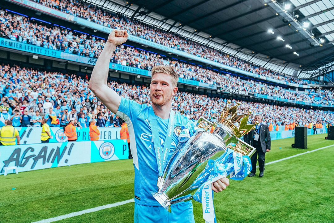 Kevin De Bruyne Manchester Champions 202122 Wall Home Decor Keychain