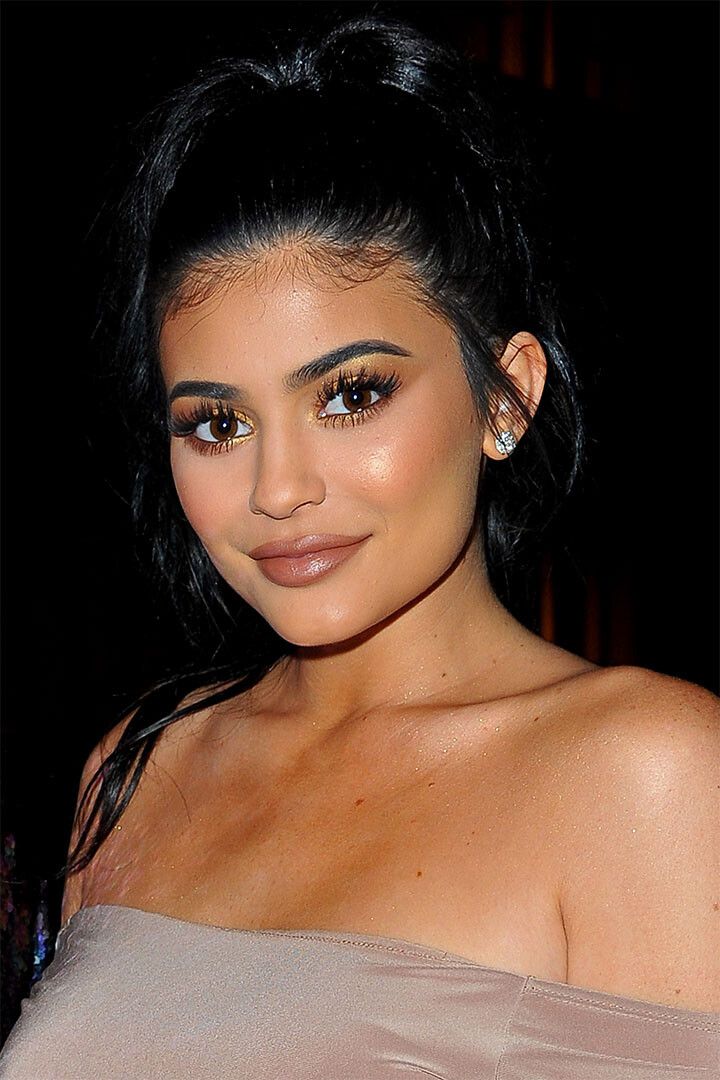 Kylie Jenner Sexy Actress Media Personality Dancer Magnet