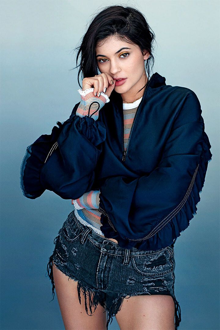 Kylie Jenner Sexy Great Girl Beautiful Dancer Keychain