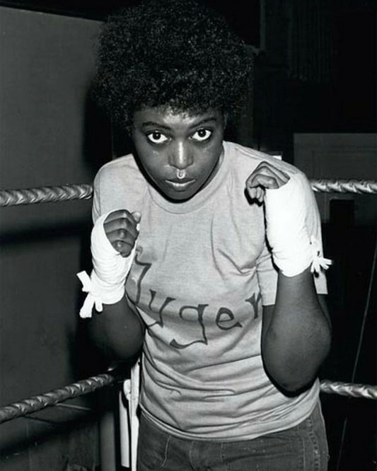Lady Tyger Trimiar Magnet Boxing Picture Training