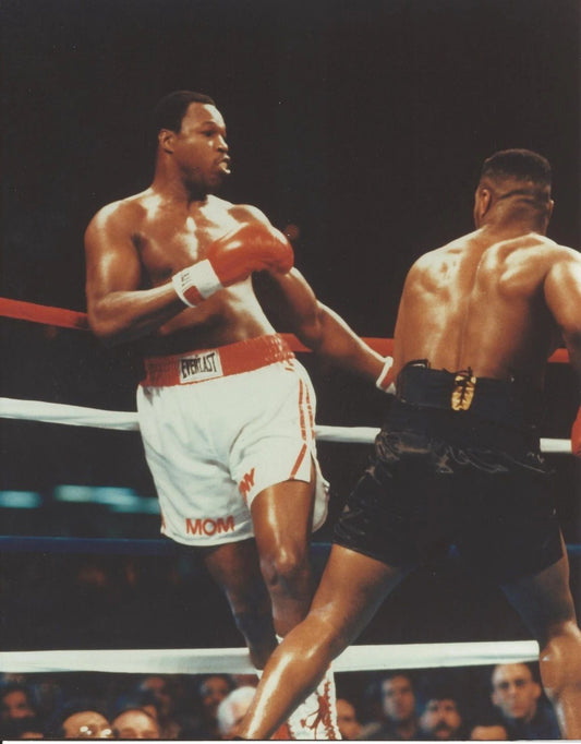 Larry Holmes Vs Mike Tyson Keychain Boxing Picture