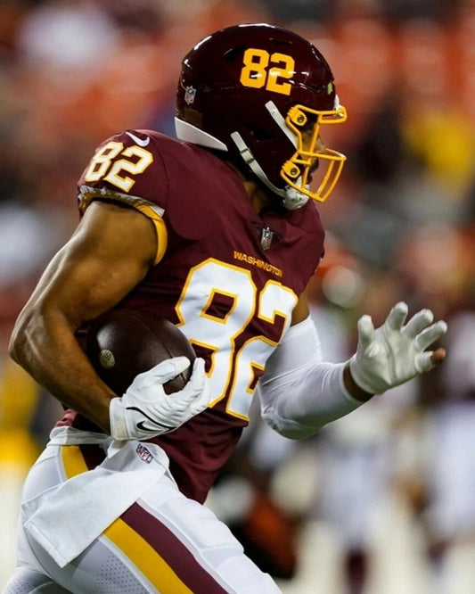 Logan Thomas Photo Washington Redskins Picture Nfl Football With Ball