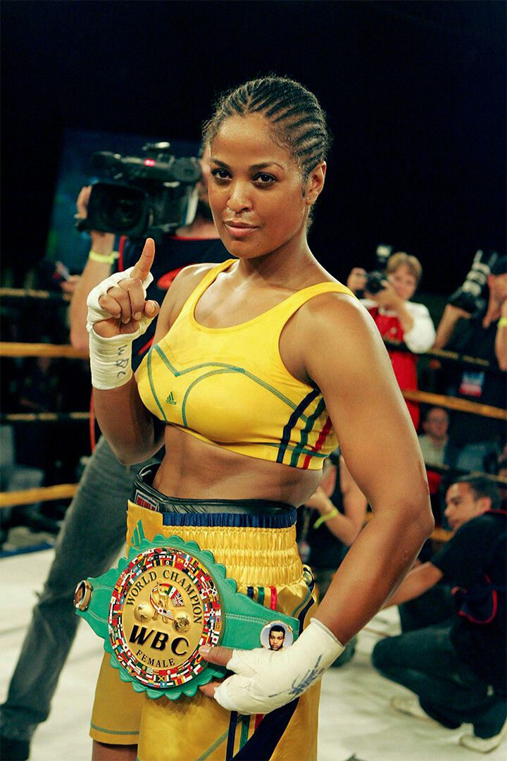 Laila Ali Standing In The Ring Boxer Wall Art Home Decor Poster