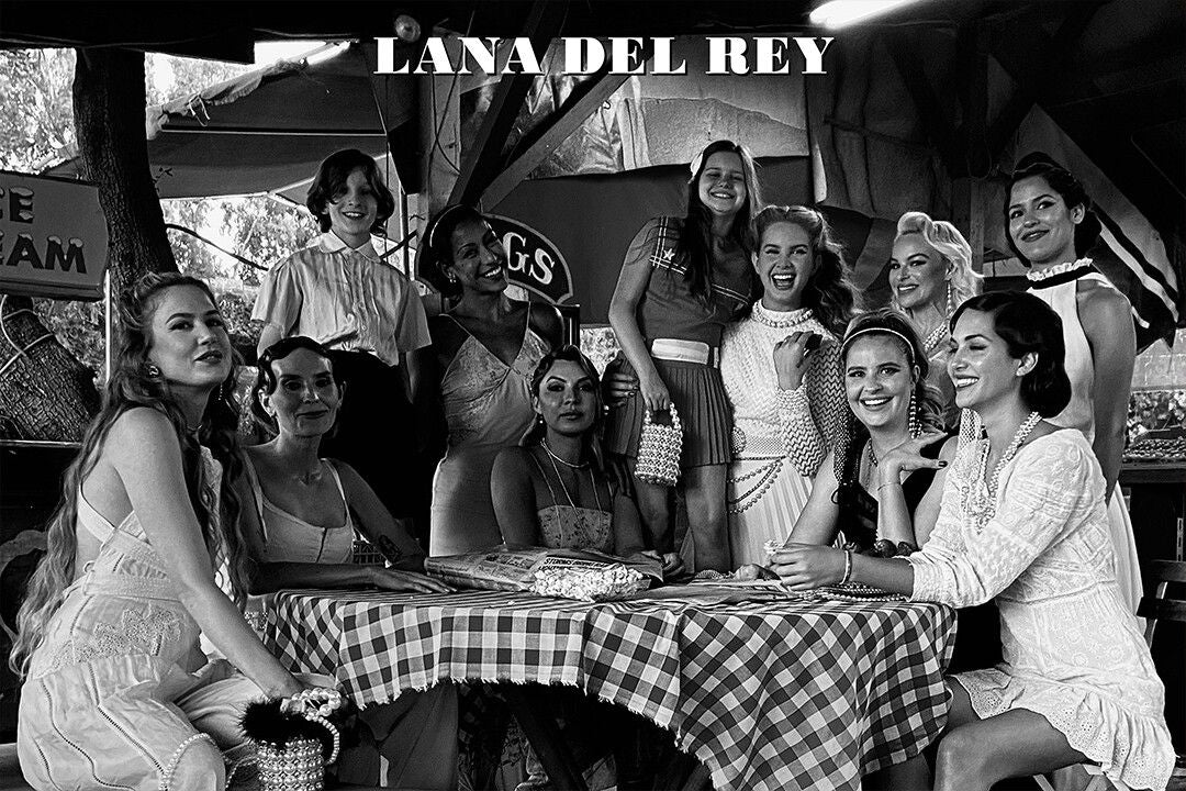 Lana Del Rey Chemtrails Over The Country Club Album Keychain