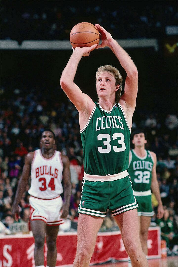 Larry Bird Dribbling Boston Basketball Art Print Decor Magnet