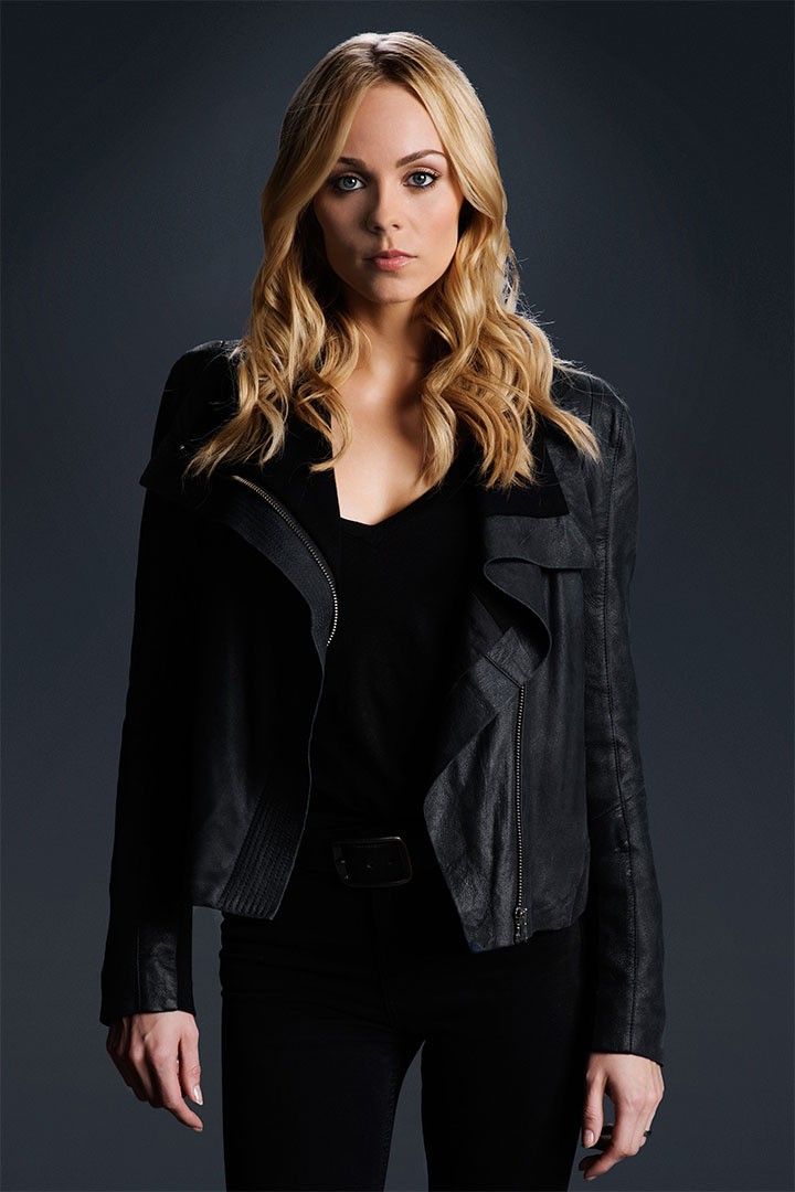 Laura Vandervoort Canadian Cinema Actress Film Producer Keychain