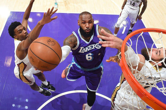 Lebron James 6 Basketball Player La Lakers Basketball Team Wall Poster