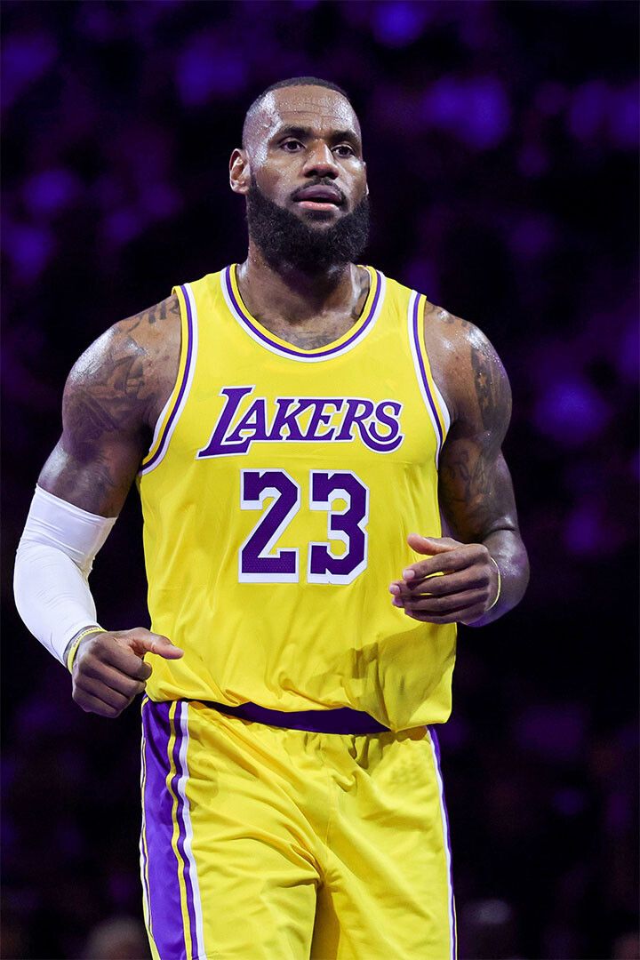 Lebron James La Lakers Basketball Player Cup Final Wall Art Poster