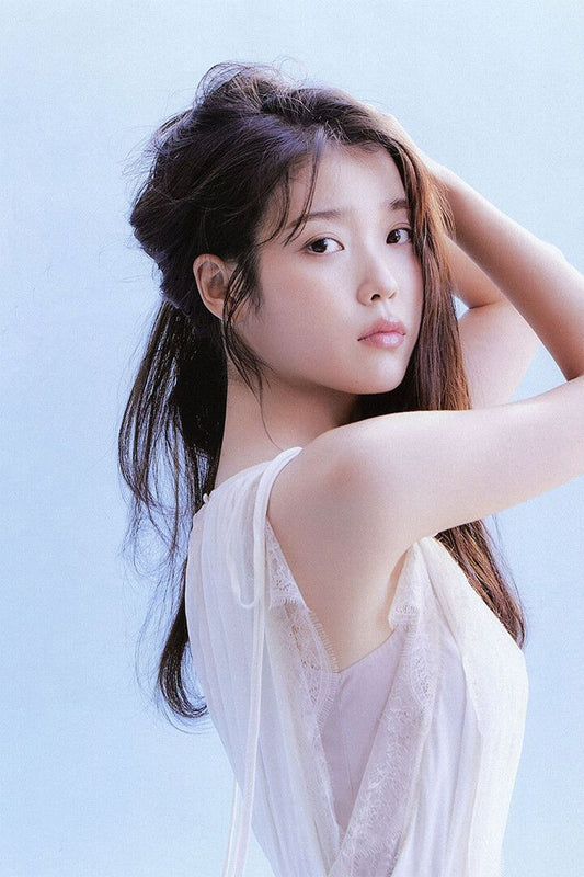 Lee Ji Eun Musician Singer Cinema Actor Wall Art Home Decor Poster