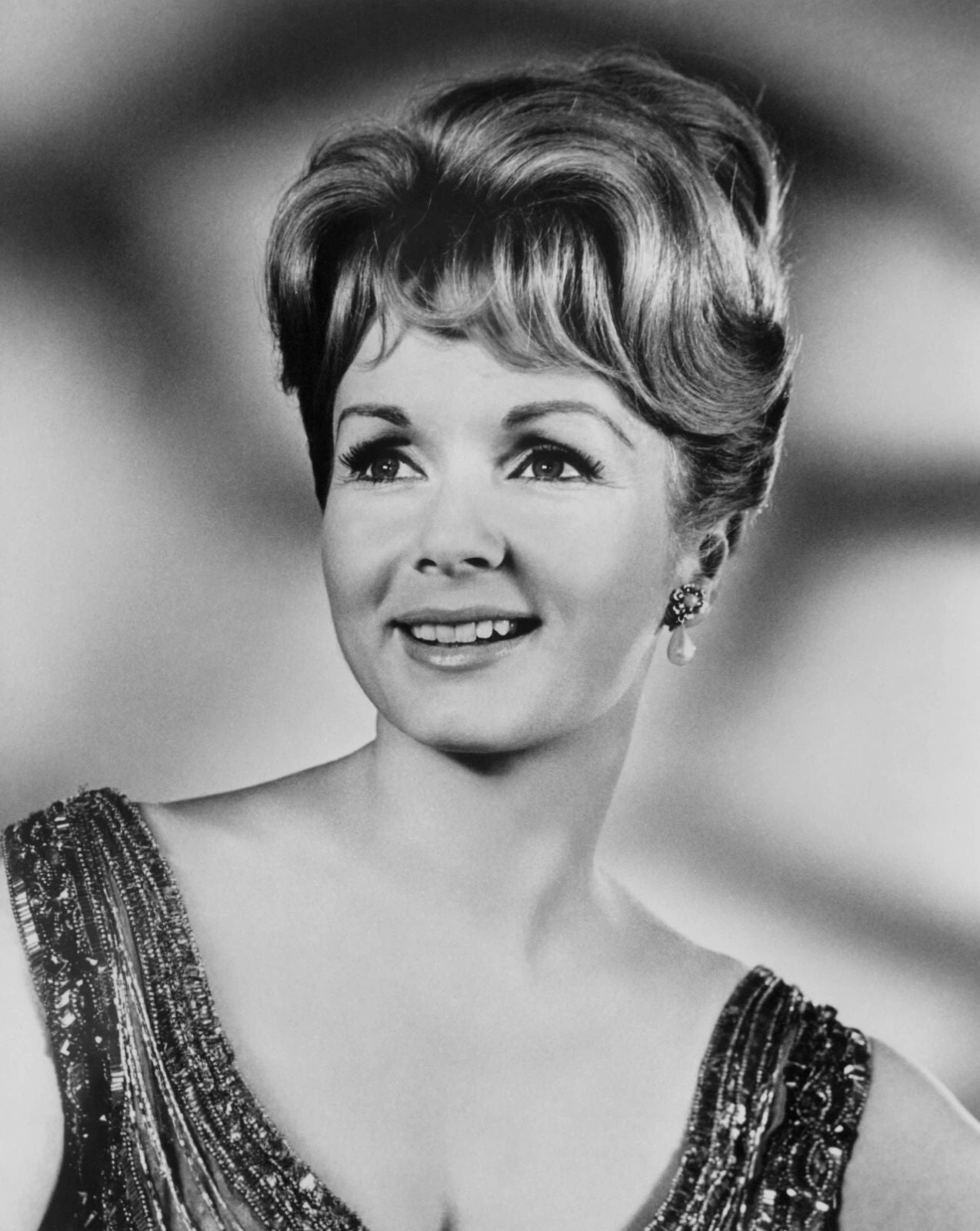 Legendary Actress Debbie Reynolds Classic Poster Print 300 Piece Jigsaw Puzzle