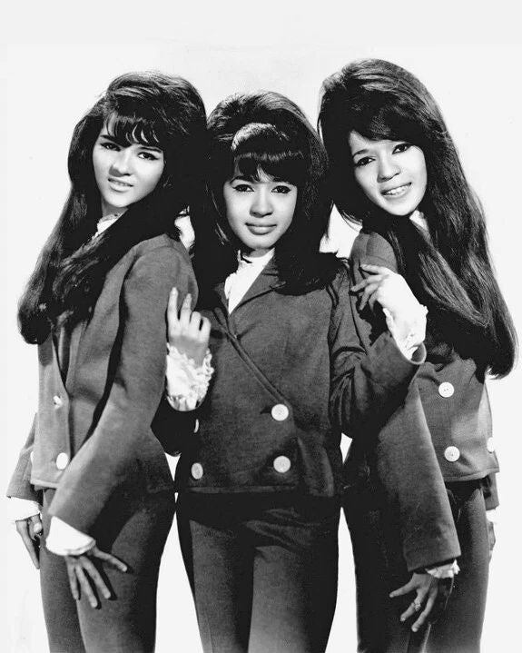 Legendary Vocal Group The Ronettes Glossy Magnet Ronnie Spector Magnet