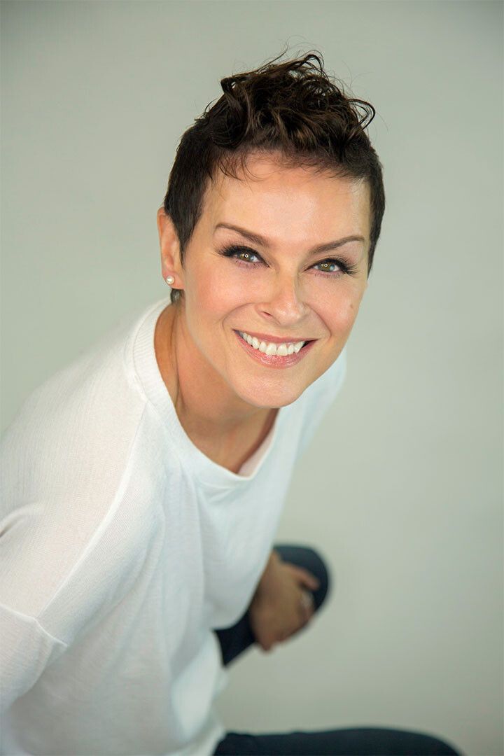 Lisa Stansield Posed Singer Actor Songwriter Wall Art Home Decor Poster