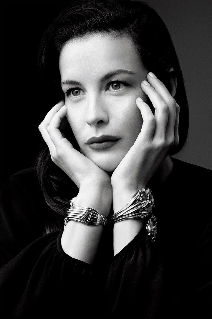 Liv Tyler Sexy Female Model Keychain Black And White Wall Home Decor Keychain