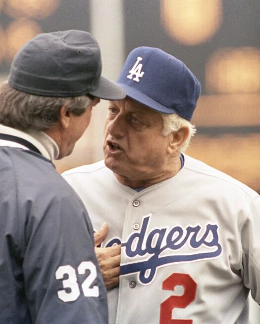 Los Angeles Dodgers Tommy Lasorda Vs Umpire Keychain Keychain Hof 97