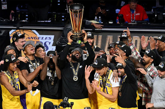 Los Angeles Lakers Cup Final Match Basketball Players Wall Art Poster