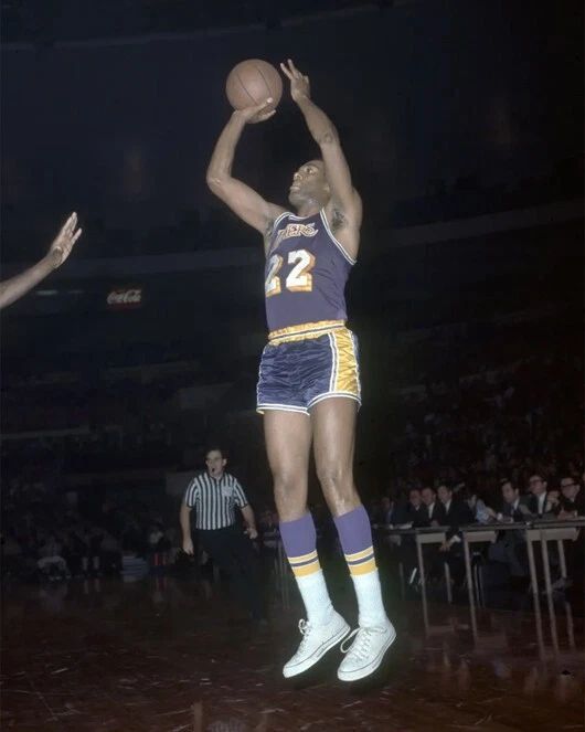 Los Angeles Lakers Elgin Baylor Glossy Keychain Basketball Keychain Hof 77 1