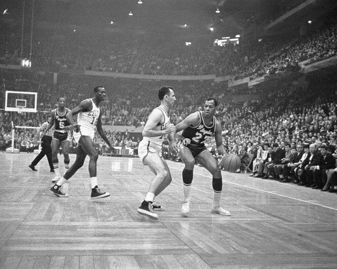 Los Angeles Lakers Elgin Baylor Glossy Magnet Vs Jerry West Magnet