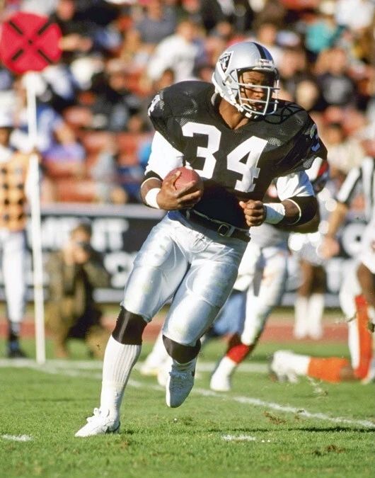 Los Angeles Raiders Bo Jackson Glossy Keychain Football Keychain 1