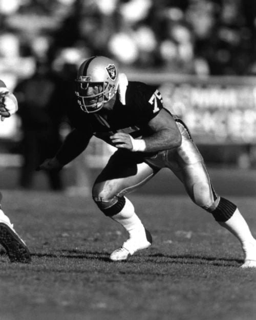 Los Angeles Raiders Howie Long Glossy Magnet Football Magnet