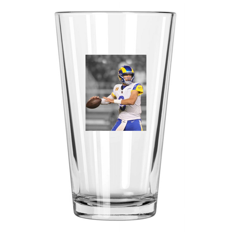 Los Angeles Rams Matthew Stafford Spotlight Football 2 Pint Beer Drinking Glass