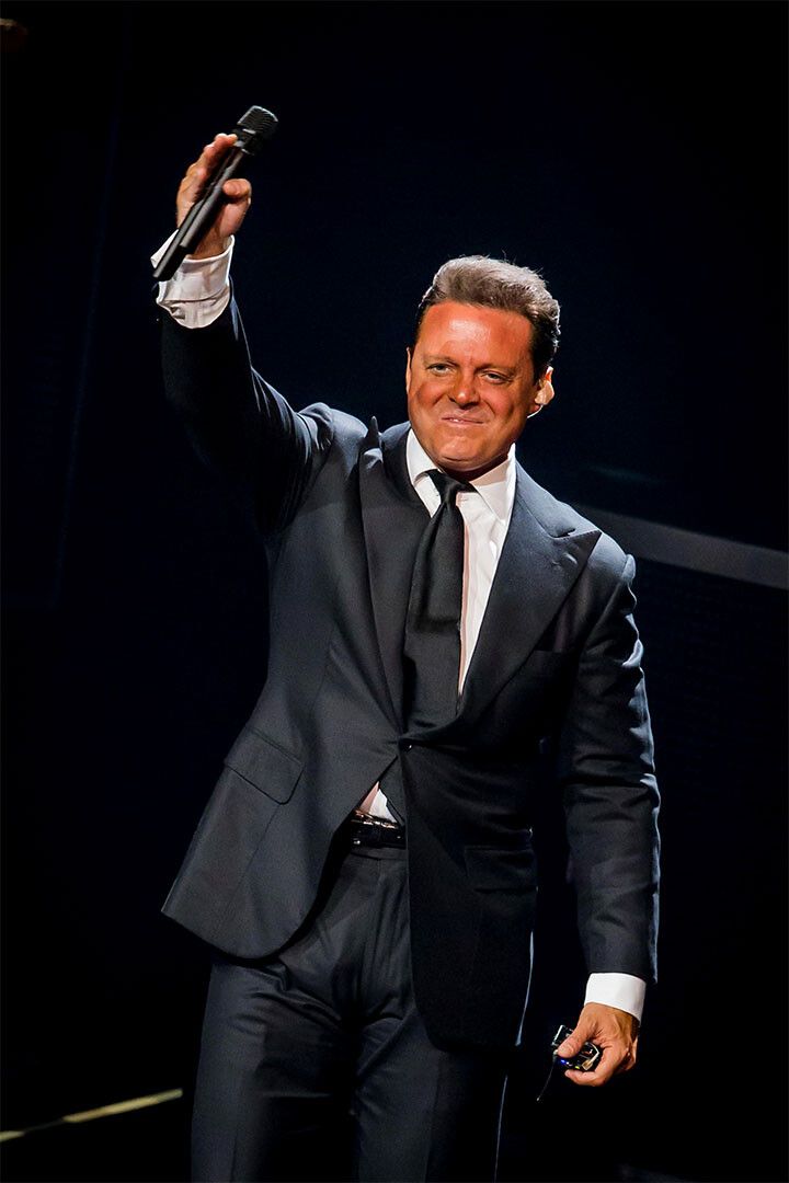 Luis Miguel Latin Male Singer Music Event Print Magnet