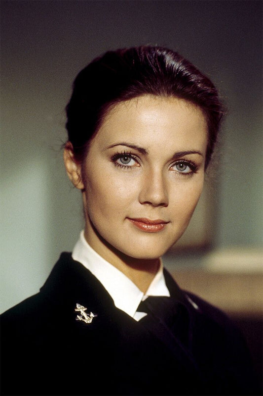 Lynda Carter Celebrity Actor Singer Idol Wall Art Home Decor Poster