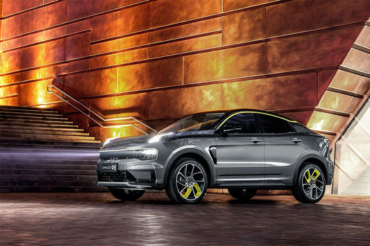 Lynk & Co 05 Power Crossover Suv Home Decor Print Poster