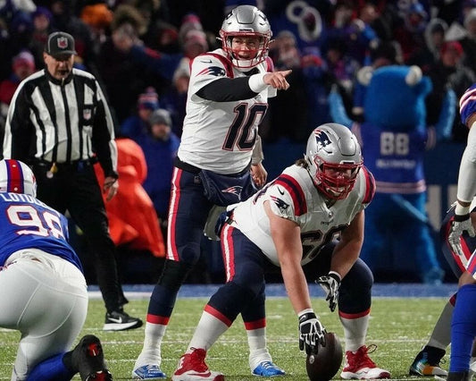 Mac Jones Photo New England Patriots Picture Nfl Football Vs Bills