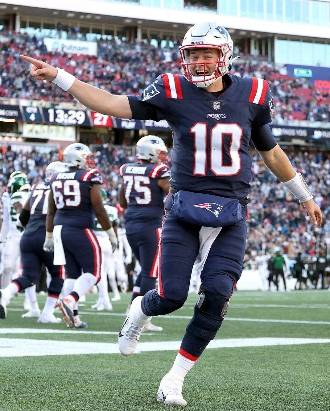 Mac Jones Photo New England Patriots Picture Nfl Football Vs Ny Jets