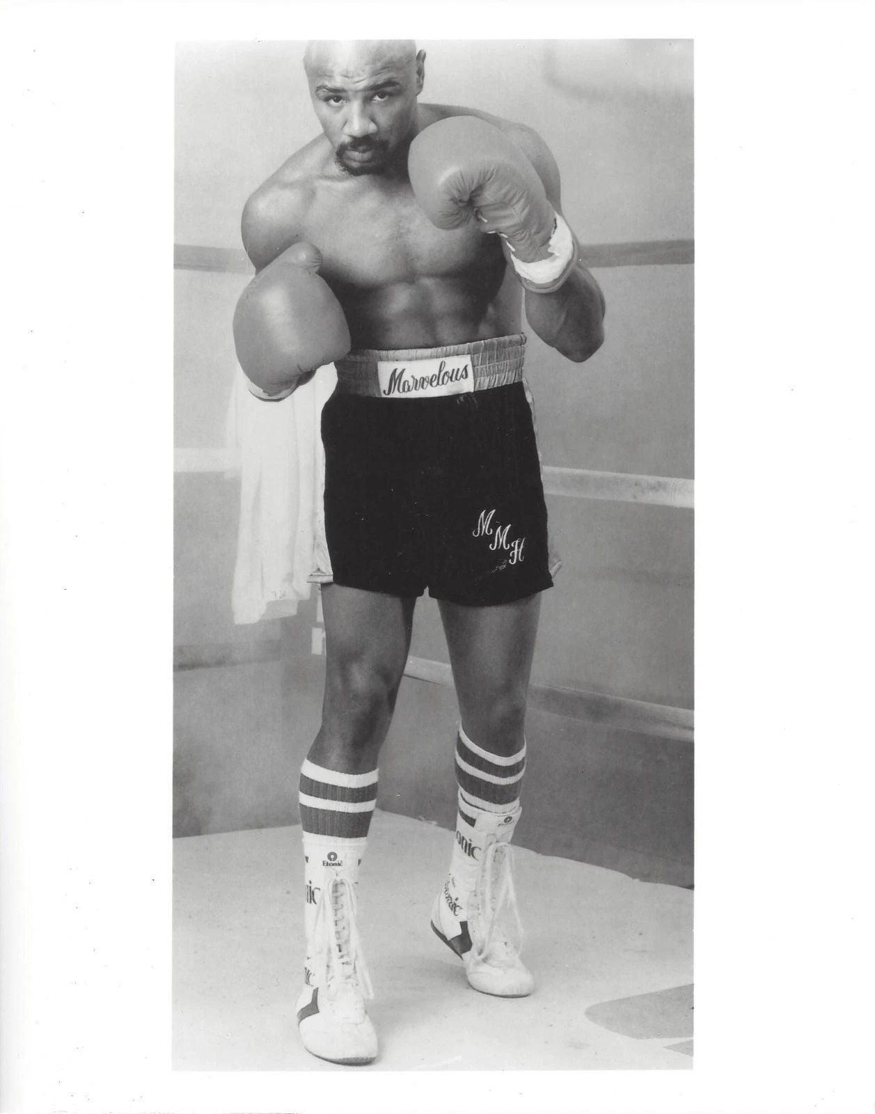 Marvelous Marvin Hagler Keychain Boxing Picture Close Up Wide Border
