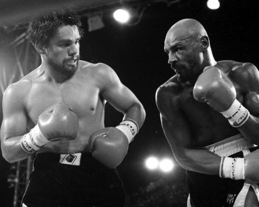 Marvelous Marvin Hagler Vs Roberto Duran Magnet Boxing Picture Close Action