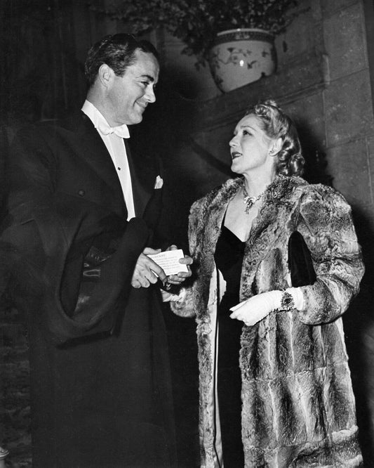 Mary Pickford & Buddy Rogers At The 1921 Oscars Picture Photo