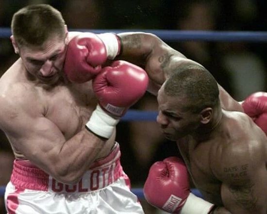 Mike Tyson Vs Andrew Golota Photo Boxing Picture Right By Tyson